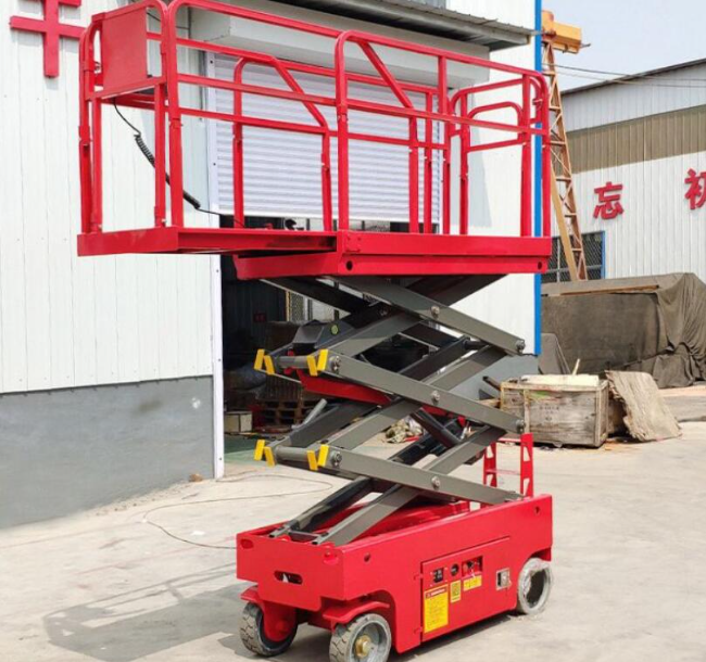 兴平移动剪叉式升降机